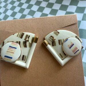 Vintage Designer Geometric Cream and Gold Earrings